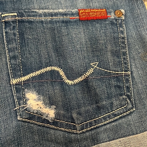 7FAM Jean shorts size 26. Like new! - Picture 6 of 9